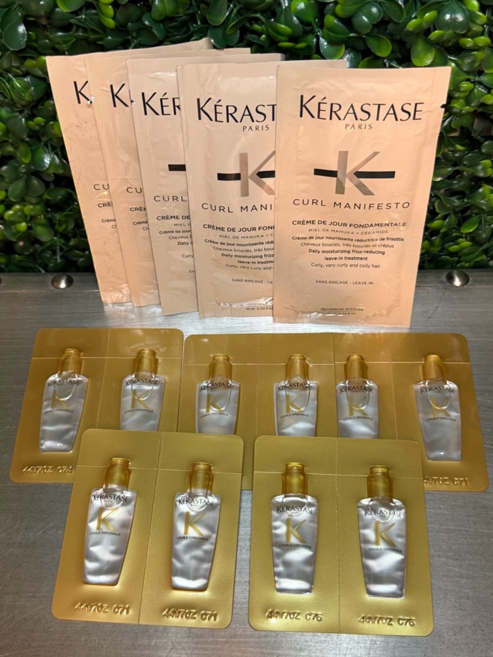 Kerastase Curl Manifesto Leave-in Treatment(5) & Kérastase  L'Huile Oil (10x2ml)